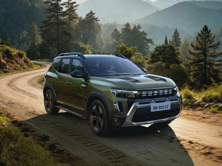 लॉन्च से पहले ही छा गई Renault Duster Hybrid, 2026 के लिए पूरी तरह Sold Out