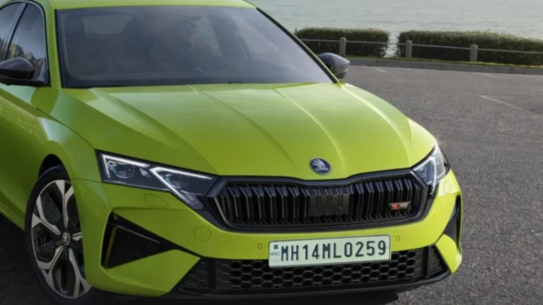 Performance Cars भारत में Mass Market नहीं, फिर भी क्यों हैं ज़रूरी